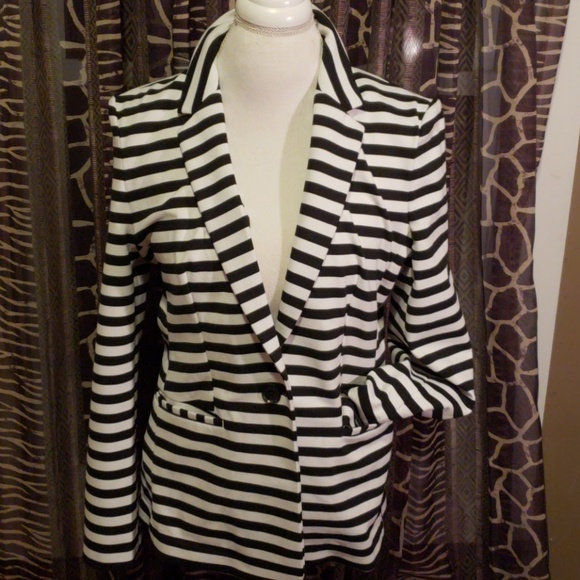 Express Jackets & Blazers - NWT FABULOUS EXPRESS Blazer sz L